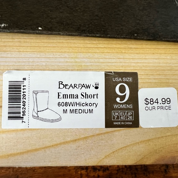 BEARPAW Emma Short Boots - Picture 15 of 16